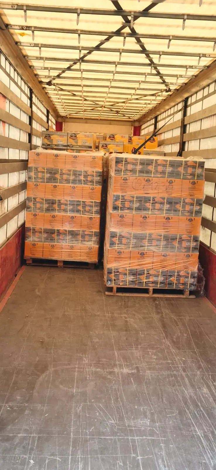Euroasia Transport Volvo çekici – gece seferi